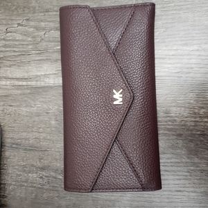 Michael Kors Large Slim Envelope Ti-Fold Wallet